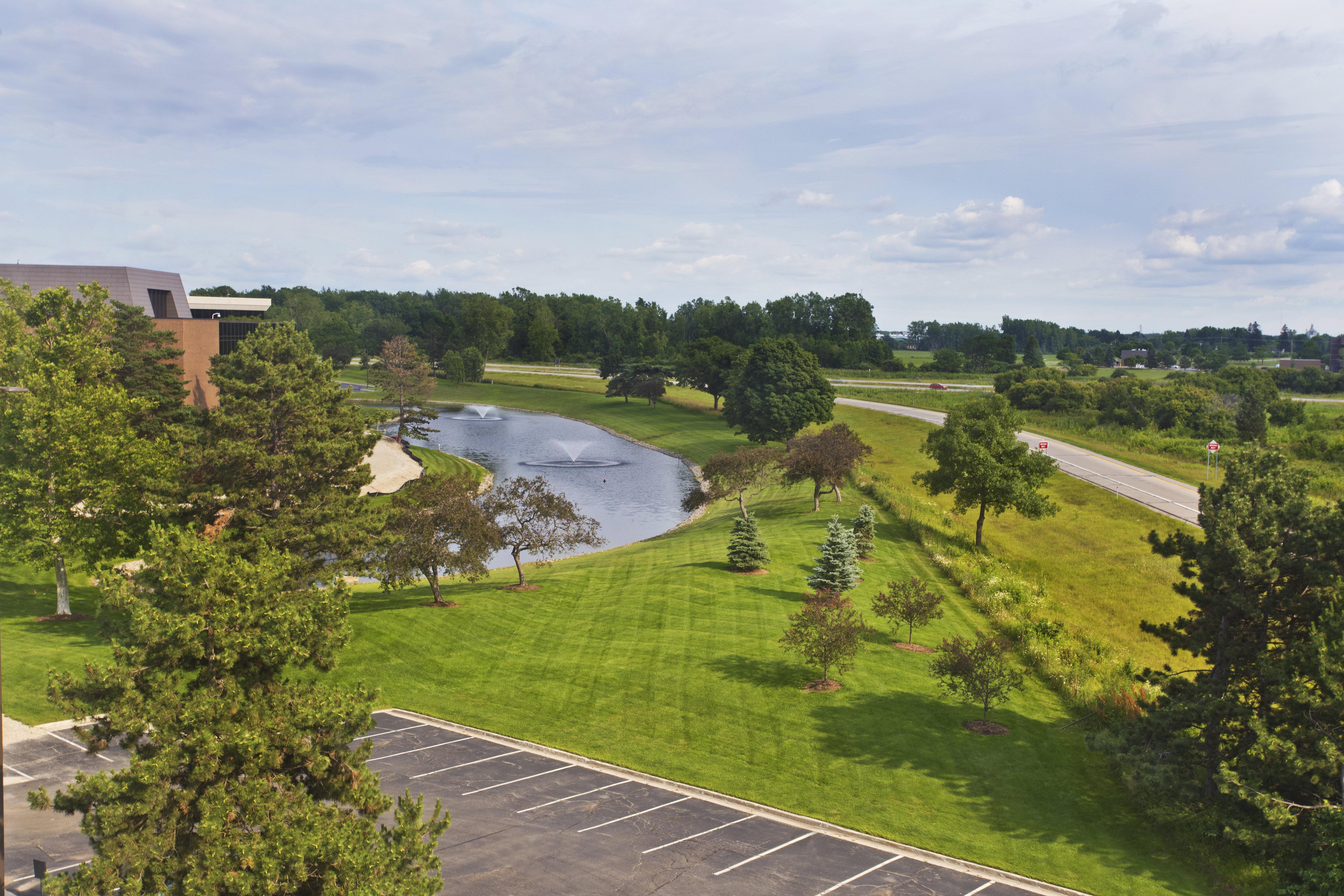 Crowne Plaza Lansing By Ihg Hotel Exterior photo