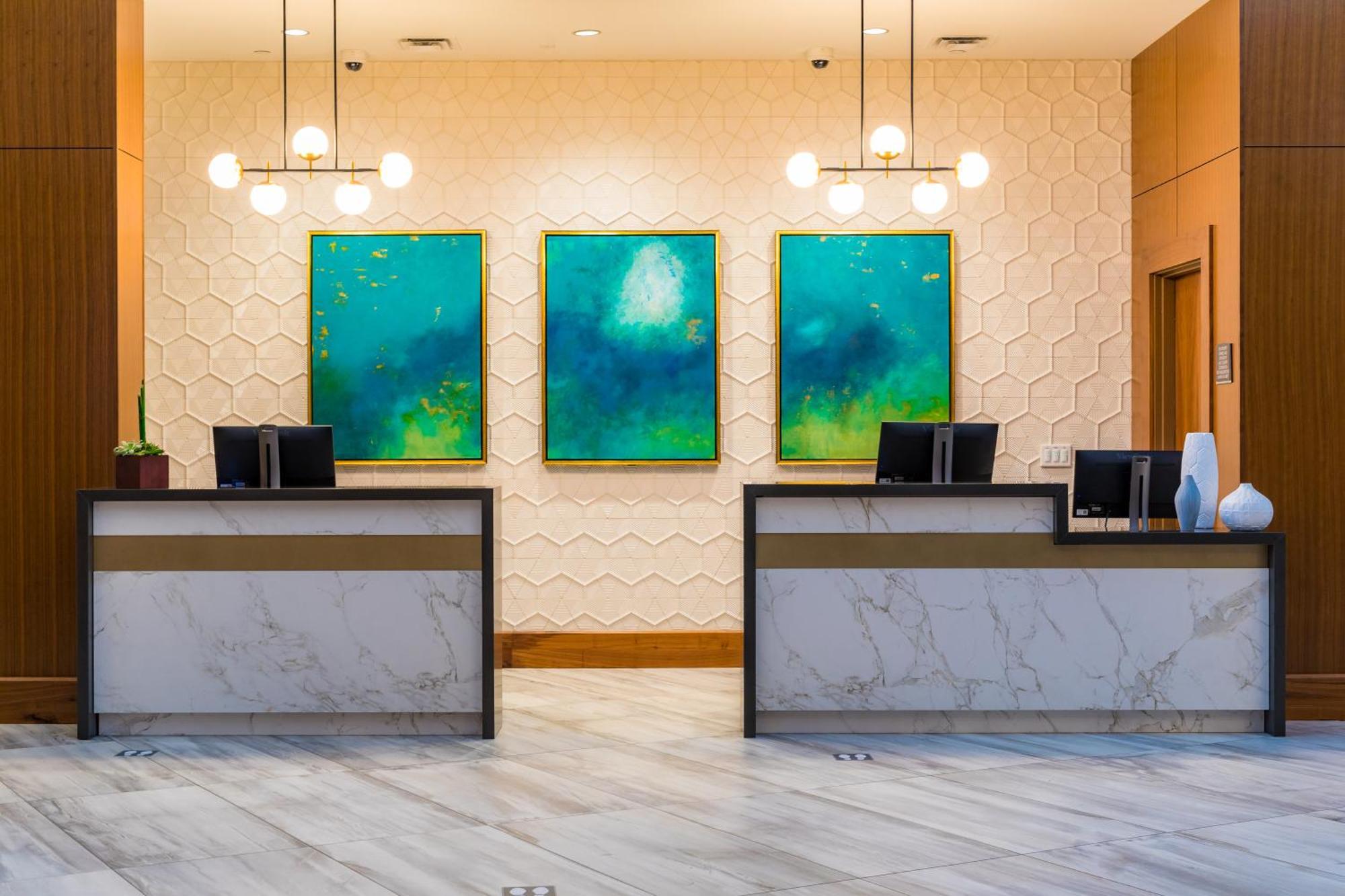 Crowne Plaza Lansing By Ihg Hotel Exterior photo